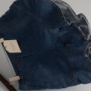 #120 Cellabie shorts size XS